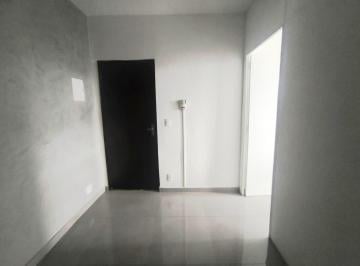 Foto 01 · Sala Comercial Disponível para Venda e Locação. Edifício Centro Liberal no Centro de Bragança Paulis