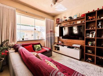 Casa · 233m² · 3 Quartos · 3 Vagas · Casa para venda em Jardim Brasília de 232.89m² com 3 Quartos, 1 Suite e 3 Garagens