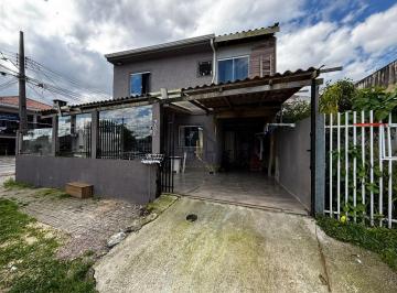Casa · 84m² · 3 Quartos · 2 Vagas · Casa com piscina e jardim no Campo de Santana em Curitiba