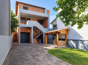 28287_i7kr9m1Q3Tc591y3Ubj6e_282876aa294a8d8b0e.jpg · Casa comercial com 4 quartos e 290m²