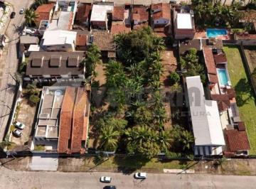 Terreno en Venda  Praia das Palmeiras · ÁREA de 1126 m² de área total à venda na Praia das Palmeiras
