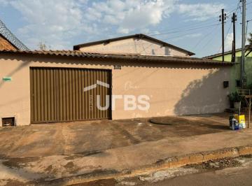 Casa de 2 quartos, Goiânia · CASA TERREA 160MT 2 QUARTOS SENDO 1 SUITE SETOR FLORESTA