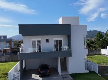Foto 03 · Venha se encantar com essa deslumbrante casa no Condomínio Caminho do Engenho II, localizado no char