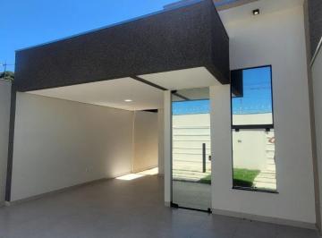 Casa de 3 quartos, Montes Claros · Bairro Santo Inácio. Casa térrea com 3 quartos, sendo uma suíte. Espaço gourmet completo
