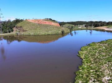 rqat016-1 · Área de 24.658 m² com lagoa e escritura pública em Rancho Queimado/SC