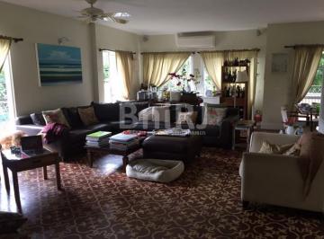 398920raa.jpg · Casa no alto Jardim Botânico - 4 suítes