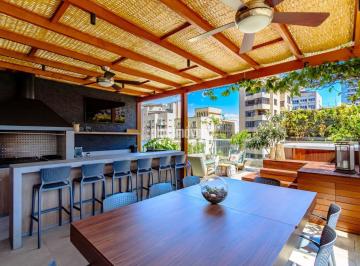 Apartamento · 401m² · 3 Quartos · 4 Vagas · Cobertura triplex com 401 m², 4 suítes, em rua fechada no Jardim América