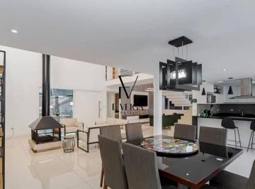 9f7e1d4b4540bc2303ddfda454f9493c181b0048 · Sobrado Porteira Fechada com 3 suítes à venda, 389 m² por R$ 2.899.000 - Uberaba - Curitiba/PR