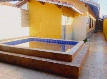 Casa · 100m² · 3 Quartos · 4 Vagas · Casa com 3 dormitórios, piscina, espaço gourmet, há 100 metros da praia à venda no Maracanã – Praia