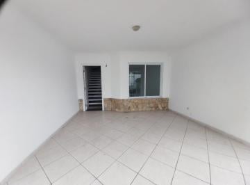 Casa · 132m² · 3 Quartos · 2 Vagas · Espaçosa Casa Geminada no Forte, Praia Grande - 3 Quartos e 2 Vagas