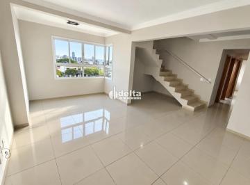 Apartamento · 180m² · 3 Quartos · 2 Vagas · Apartamento com 3 quartos sendo 1 suíte disponível para locação no bairro Tibery em Uberlândia-MG
