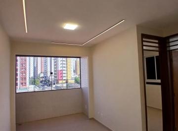 Apartamento · 48m² · 2 Quartos · 1 Vaga · Apartamento Semimobiliado com Suíte e Piscina em Manaíra