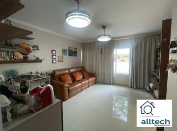 b6e2eefc09a12bd4c317f5f925baf3343ea8576d · Casa no Condomínio Forest Hills com 3 quartos, 1 suíte à venda, 126m²