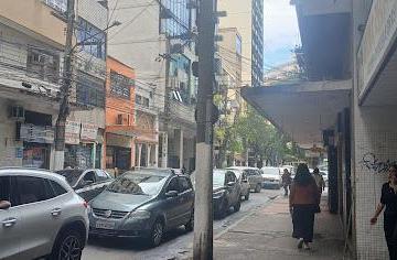 Sala à venda - Centro - Niterói -Praça do Rink · Sala à venda, 130 m² por R$ 500.000,00 - Centro - Niterói/RJ