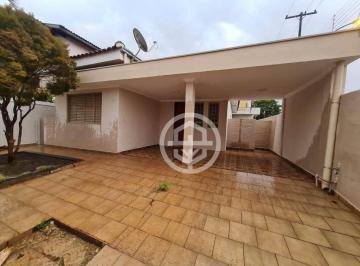 afd9eacb9027ab4d576baca4c3835e5c10d8e5a4 · Casa com 3 dormitórios para alugar, 137 m² por R$ 1.943,42/mês - Baroni - Barretos/SP