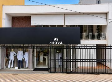 Casa · 441m² · Casa comercial a venda, Bairro Centro