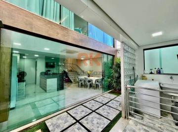 Casa · 243m² · 3 Quartos · 4 Vagas · Casa com 3 Quartos à venda, 243m² - Santa Amélia