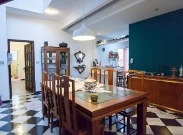 Casa · 245m² · 5 Quartos · Casa à venda no bairro Floresta