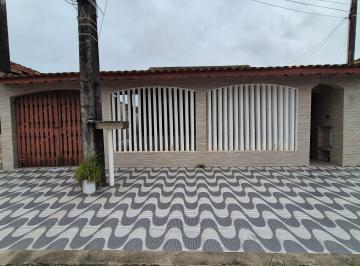 Casa de 3 quartos, Mongaguá · Casa com edícula com excelente localização