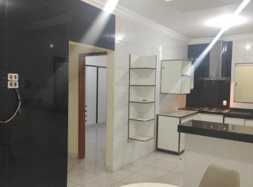 Casa · 82m² · 2 Quartos · 2 Vagas · Casa em Condomínio 2Qtos com varanda gourmet 2 vagas de garagens no setor cristina em Trintade Go