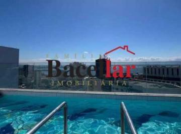 Apartamento · 30m² · 1 Vaga · Studio : / Residencial / Centro