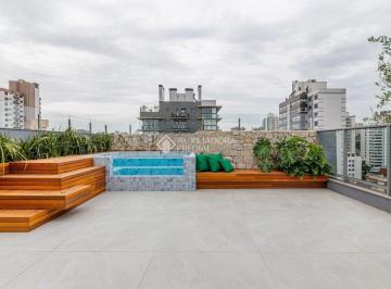 Apartamento · 234m² · 3 Quartos · 2 Vagas · Cobertura mobiliada, com 234m² privativos e 3 quartos