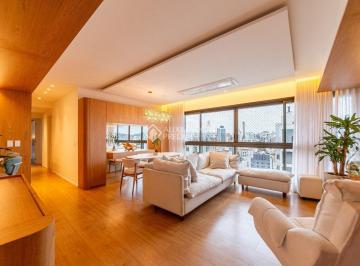 Apartamento · 234m² · 3 Quartos · 2 Vagas · Cobertura mobiliada, com 234m² privativos e 3 quartos