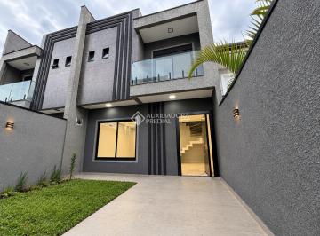 Casa · 205m² · 3 Quartos · 1 Vaga · Sobrado com suíte no bairro Portão/PR