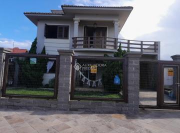 Casa · 190m² · 3 Quartos · -