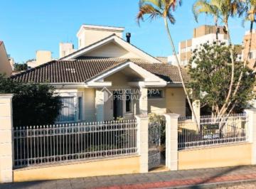 Casa · 260m² · 4 Quartos · 2 Vagas · Casa de Alto Padrão à Venda em Coqueiros - Florianópolis
