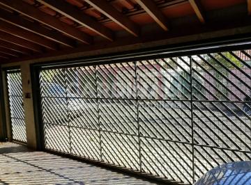 Casa · 230m² · 4 Quartos · 2 Vagas · Casa para venda em Vila Santana de 230.00m² com 4 Quartos, 2 Suites e 2 Garagens
