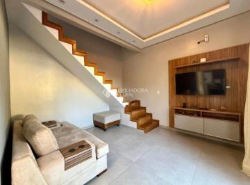 Casa · 119m² · 3 Quartos · Encantadora casa em condomínio familiar, a menos de 50 metros da praia.