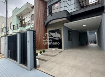 Casa · 135m² · 3 Quartos · 2 Vagas · Sobrado com 3 dormitórios para locação, CENTRO, BALNEARIO CAMBORIU - SC