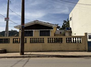 Casa · 85m² · 2 Quartos · 6 Vagas · Casa para venda em Centro de 85.00m² com 2 Quartos e 6 Garagens
