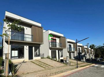 Casa · 137m² · 3 Quartos · Casa de Condomínio para alugar em Cachoeira de 137.00m² com 3 Quartos e 3 Suites