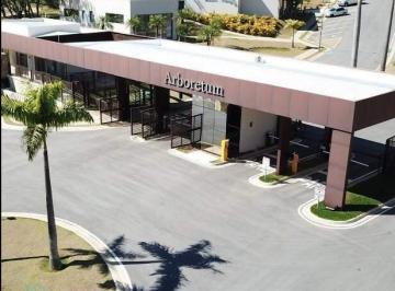 Casa · 301m² · 4 Quartos · Casa de Condomínio para alugar em Santa Cândida de 301.00m² com 4 Quartos e 4 Suites