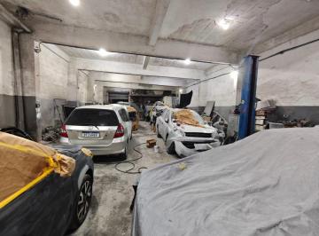 Comercial · 700m² · 1 Vaga · Galpão / Depósito / Armazém para venda em Vila Nova de 700.00m² com 1 Garagem