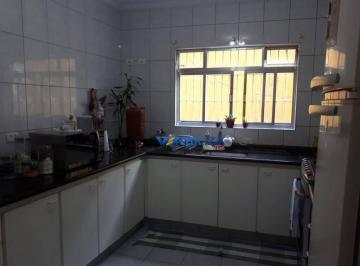 Casa · 200m² · 3 Quartos · 2 Vagas · Sobrado para venda em Jardim Santa Emilia de 200.00m² com 3 Quartos, 2 Suites e 2 Garagens