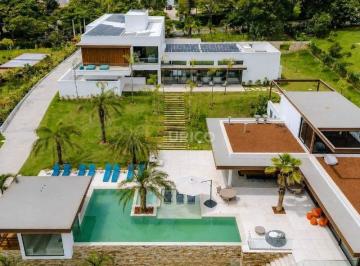 Casa · 1400m² · 5 Quartos · 6 Vagas · Casa de Condomínio para venda em Condomínio Village Sans Souci de 1400.00m² com 5 Quartos, 5 Suites