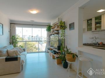 Apartamento · 65m² · 2 Quartos · 1 Vaga · Apartamento à venda no Petrópolis com suíte e box coberto, Porto Alegre