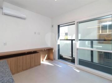 Apartamento · 33m² · 1 Quarto · 1 Vaga · Apartamento com 1 quartos à venda em Centro histórico - RS