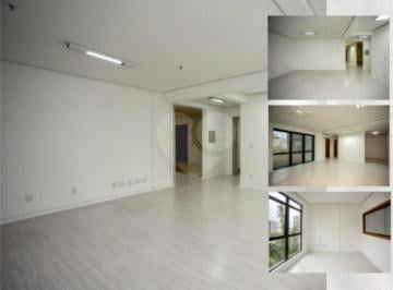 Comercial · 48m² · 1 Vaga · Salas à venda em Petrópolis - RS