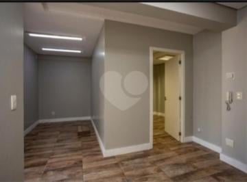 Comercial · 86m² · 2 Vagas · Salas à venda em Petrópolis - RS
