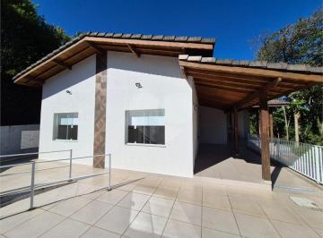 Casa · 160m² · 2 Quartos · 6 Vagas · Condomínio com 2 quartos à venda em Caraguatá - SP