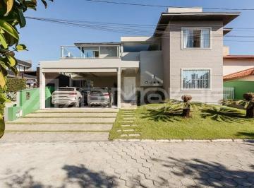 Casa de 4 quartos, Florianópolis · Casa de 4 Suítes com Terraço e Vista para o Mar no Cacupé, Florianópolis