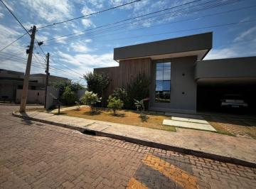 Casa de 3 quartos, Brasília · Cond. Estancia Quintas da Alvorada - 3 suites + Escritorio