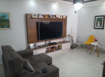 Casa de 2 quartos, São Paulo · Casa de 200 m² com 2 quartos à venda em Jardim Ipanema