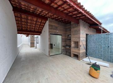 Casa de 2 quartos, Itanhaém · Casa com 2 quartos e piscina em Itanhaém.