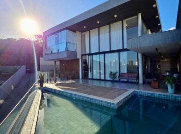 Casa de 4 quartos, Salvador · Casa a venda em Patamares com 4 suites piscina e area gourmet no Colina E