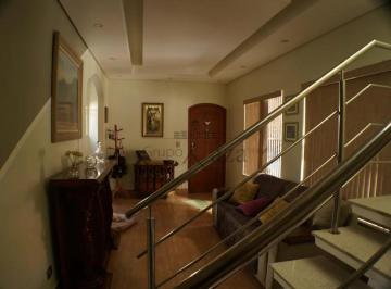 Casa · 275m² · 4 Quartos · 3 Vagas · Casa Sobrado - Jardim Ismênia - 4 Dormitórios - 157m².